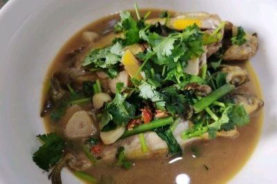 黄骨鱼焖青菜