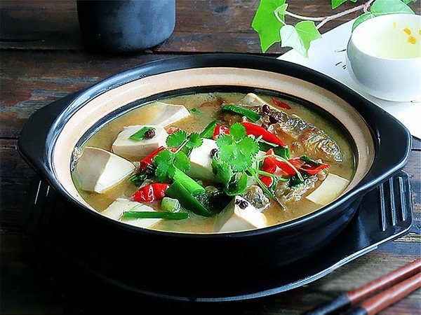 小鱼炖豆腐的做法