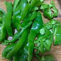 青椒肉丝厚百叶的做法图解3