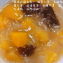 银耳红枣黄桃糖水