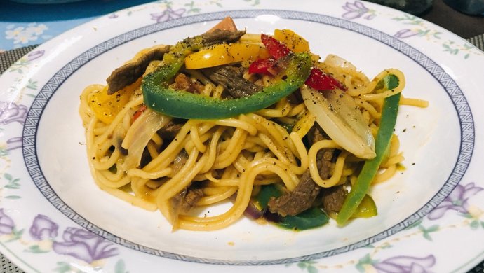黑椒牛肉意面