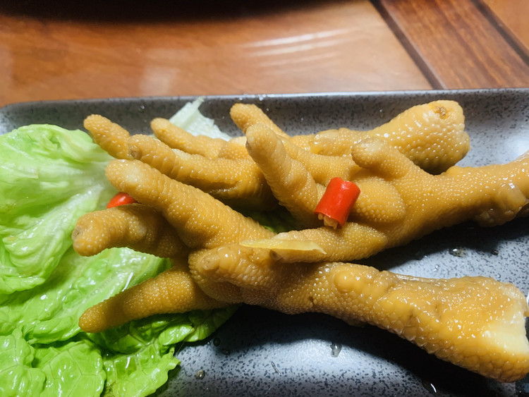 辣味糖醋泡鸡爪的做法