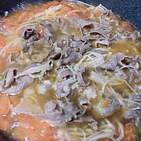 酸汤肥牛金针菇的做法图解8