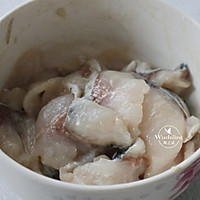 【酸汤鱼片锅】冬天来一锅，暖胃又营养的做法图解2