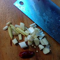 肉丝炒芹菜的做法图解2
