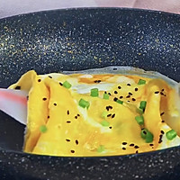 快手早餐之鸡蛋饼的做法图解9