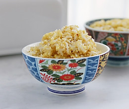 藜麦两米饭的做法