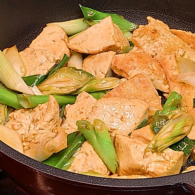 太太太简单的葱烧豆腐