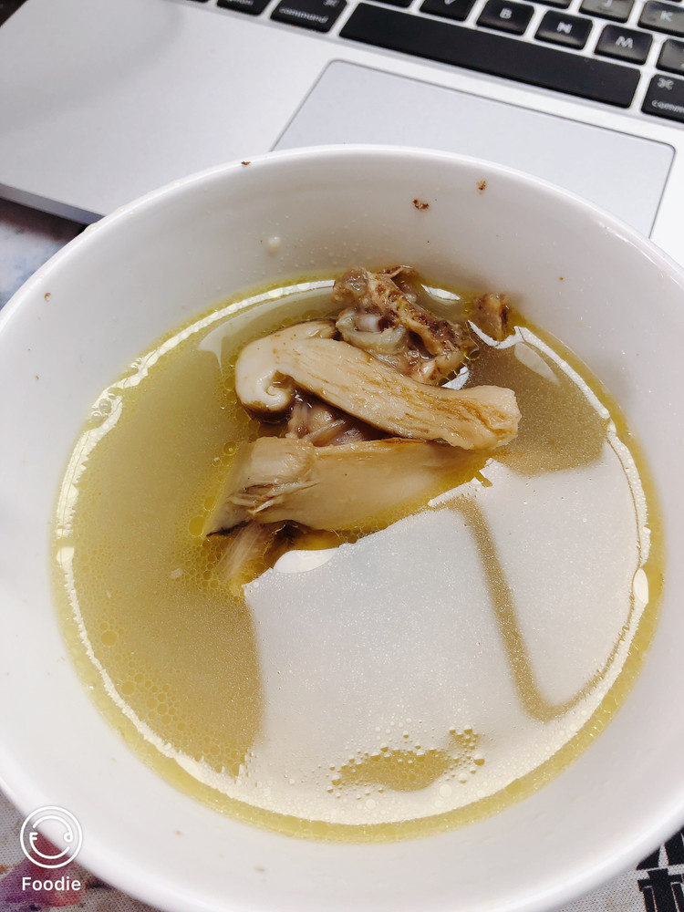 松茸鸡汤的做法