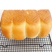 #爱好组-高筋#小谭烘焙～松软吐司面包