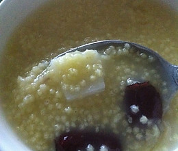 红枣淮山小米粥的做法