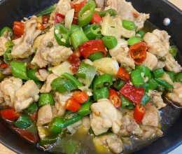 麻辣鲜香的【双椒兔】做法的做法