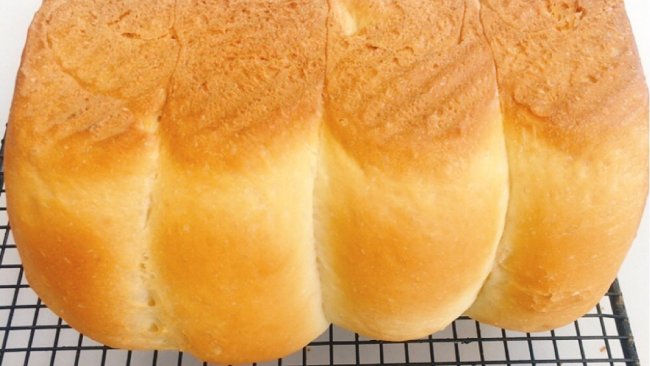#爱好组-高筋#小谭烘焙～松软吐司面包的做法