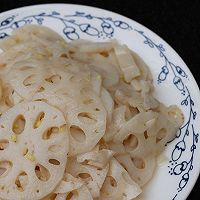 糖醋藕片的做法图解7