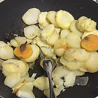 哈萨克美食—牛肉闷土豆的做法图解6