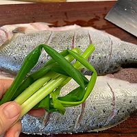 豆花炖鲈鱼的做法图解5