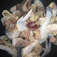 椰子鸡汤的做法图解1