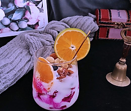 【坚果水果酸奶杯】营养在线的做法