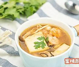 虾仁菌菇烩豆腐的做法