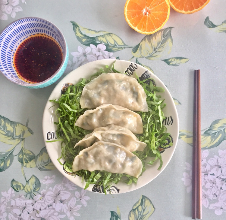 春季不可不吃 韭菜蒸饺的做法