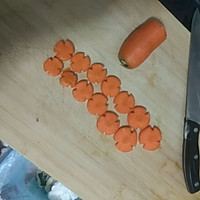 菜花炒胡萝卜的做法图解2