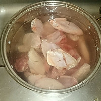 香菇腔骨汤的做法图解4