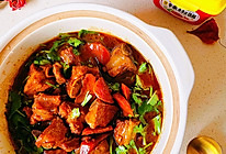 #暖冬酱在手，嗨吃部队锅#复合酱肉排胡罗卜的做法