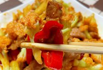 菜花炒肉，低卡好吃！的做法