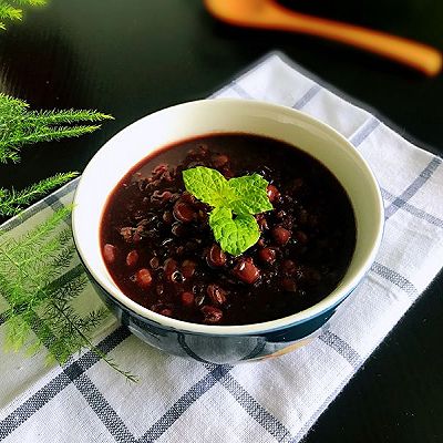 红豆黑米粥+
