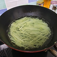 番茄炒土豆丝的做法图解3
