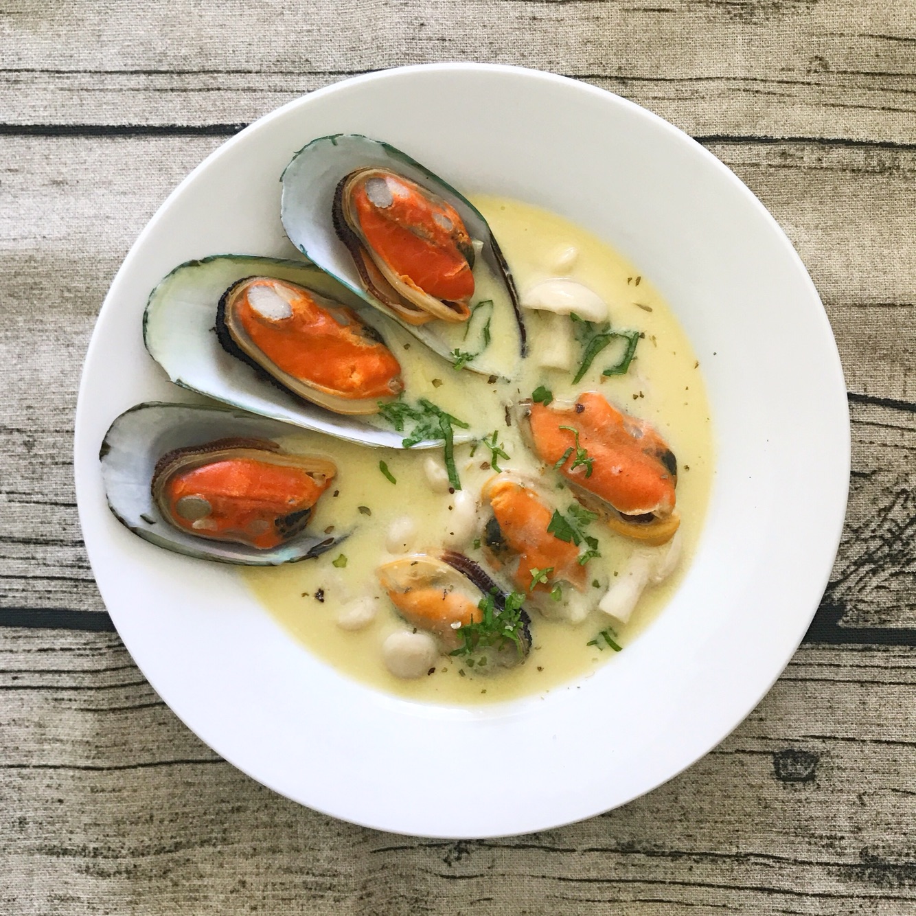 Mushroom soup with scallops