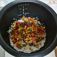 好吃到流口水的香菇腊肠煲仔饭的做法图解4