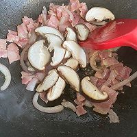 黑椒培根意面的做法图解6