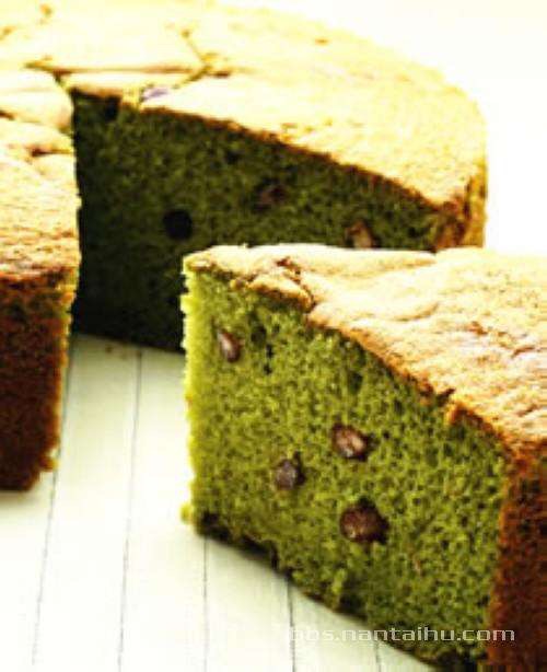 Matcha, black bean and Qifeng cake