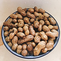 莲藕花生筒骨汤的做法图解2