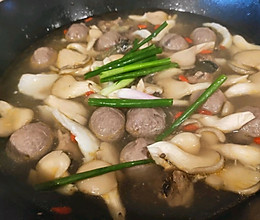 椰子乌鸡牛肉丸汤的做法