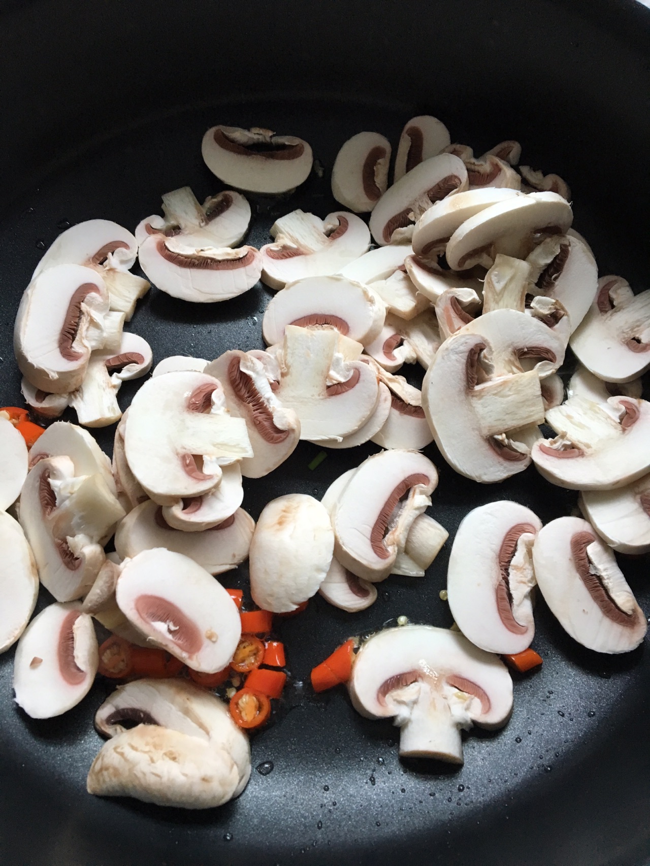 蚝油白蘑菇怎么做_蚝油白蘑菇的做法_豆果美食