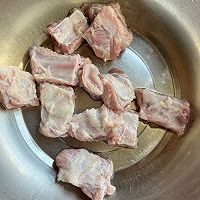 蒜香排骨的做法图解1