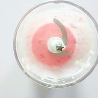 "莓"味酸奶莓果饮#百变莓小姐#的做法图解3