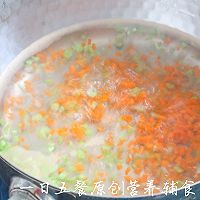 宝宝主食系列——蔬菜蛋黄馒头羹的做法图解4