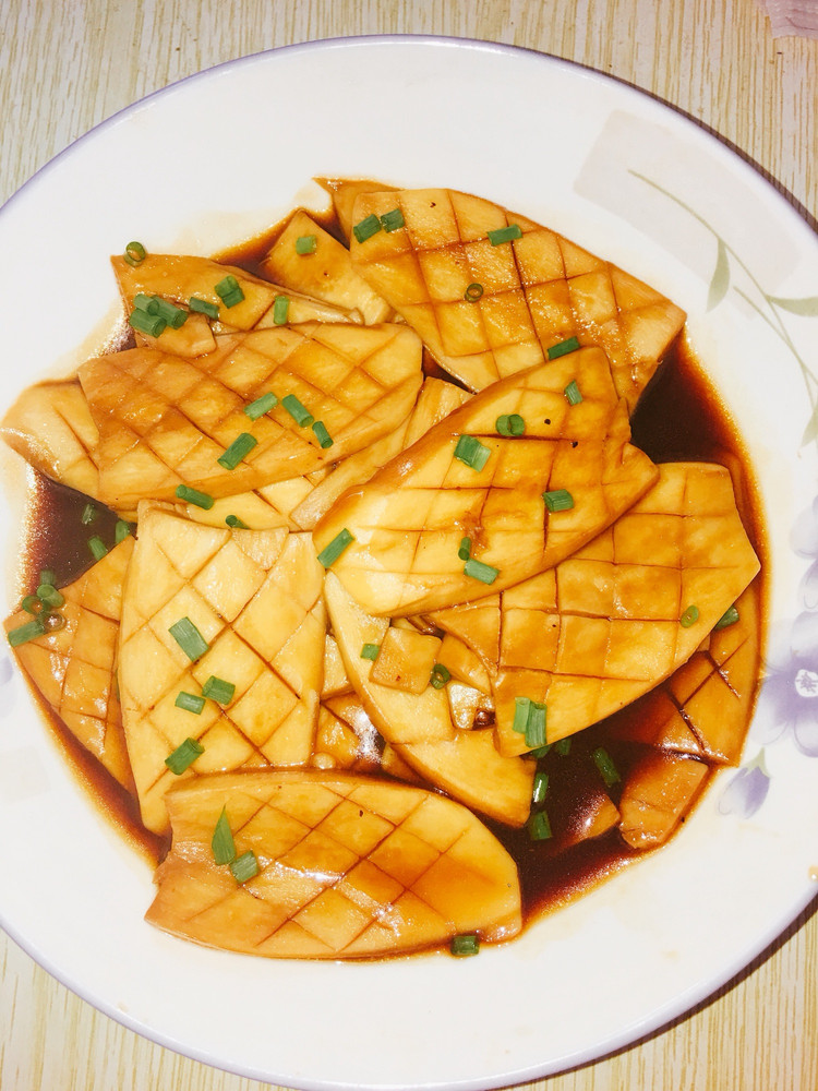 黑椒汁素目鱼花的做法