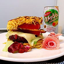 杨小厨特制之拉面汉堡