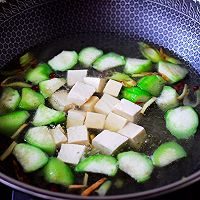 #硬核菜谱制作人#花蛤丝瓜炖豆腐的做法图解8