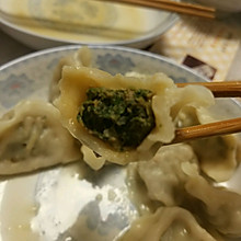 猪肉荠菜水饺