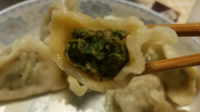 猪肉荠菜水饺的做法