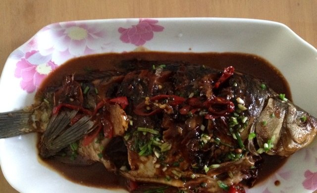 红烧鲫鱼