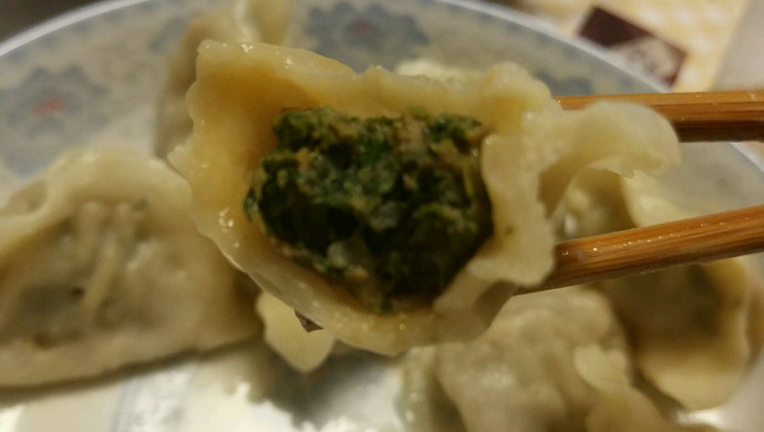 猪肉荠菜水饺