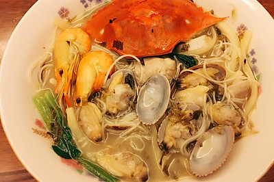 海鲜汤粉干