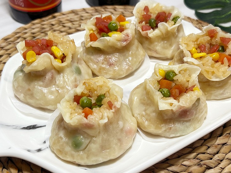 香肠蔬菜丁烧卖的做法