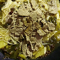 金针菇酸菜牛肉汤的做法图解13